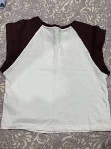 H&amp;M Valencia Graphic T-Shirt