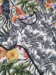 Tropical Leaf Print T-Shirt