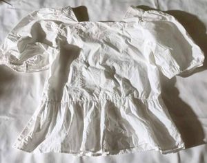 Zara White Cotton Top 🌸
