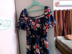 Navy Floral Print Bodycon Dress🌌