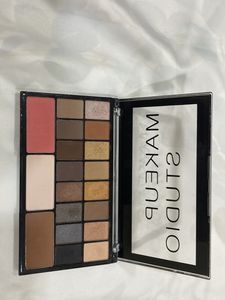 Sivanna Colors Eyeshadow And Blusher Palette