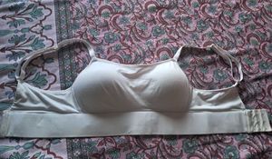 Comfortable full coverage White Bra