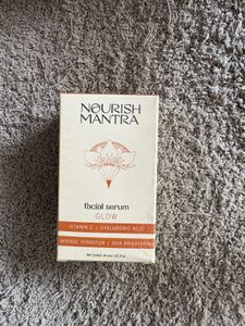 Nourish Mantra Facial Serum Glow