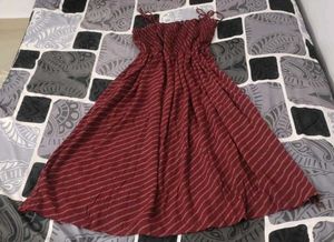 Elegant Red Striped Dress Set 🪞🌷