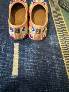 Embroidered Jutti Flats