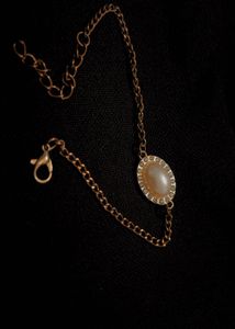 Pearl Pendant Chain Necklace