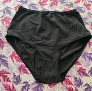 Comfortable Black Briefs