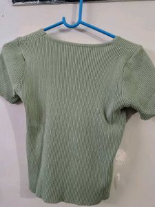 Ribbed Knit Cropped Top
