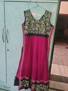Elegant Embroidered Kurta Set
