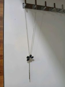 Flower Pendant Necklace
