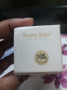 Seven Seas  Foundation (for medium to dusky skin)