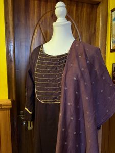 Elegant Embroidered Kurta Set