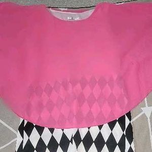 Chic Pink & Black Diamond Print top
