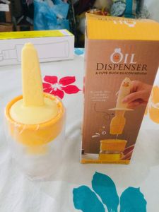 Silk Oil Dispenser 2 Bottle with Brush