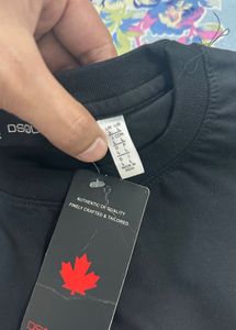 (M,L)Dsquared2 Black Maple Leaf T-Shirt