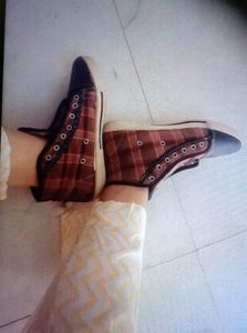 Stylish Plaid Sneakers