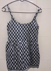 Cute Black &amp; White Print Cami Top