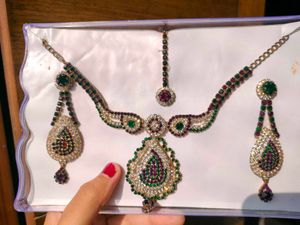 Elegant Necklace, Earring, and Maang Tikka Set
