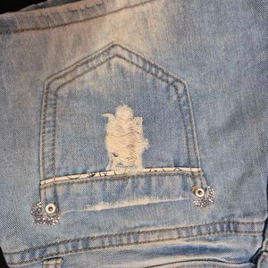 low waist Distressed Denim Shorts with Pearls