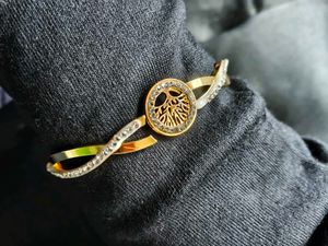 Elegant Tree of Life Anti-Tarnish Bracelet 💛