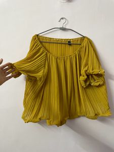 YELLOW RUFFLED TOP