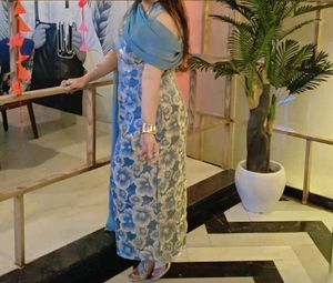 women stylish dress