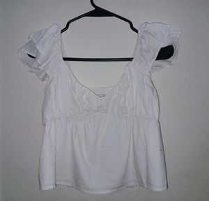 Chic White Ruffle Sleeve Top