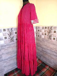 Elegant Pink Tiered Kurta