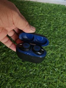JBL TUNE 125 TWS Earbuds blue