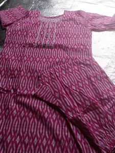 Pink &amp; White Printed Kurta