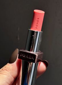 Prada Light Glowing Lipcolor U016 Rose