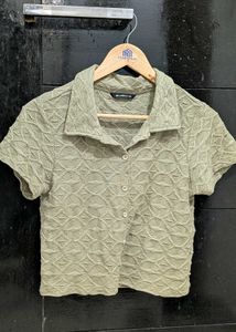 Textured Collared Cropped Shirt