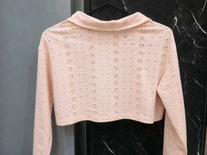 Peach Cropped Eyelet Top ✨️