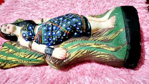 Indian Lady Showpiece