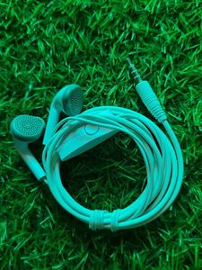 Samsung Earphones with Mic white