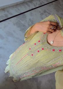 Beautiful Kurta Set with Intricate Embroidery