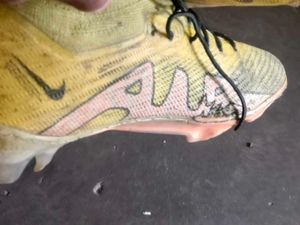 nike mercurial