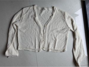 Cream Knit Cropped Cardigan