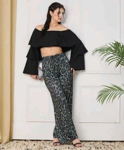 Chic Off-Shoulder Ruffle Crop Top