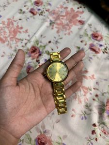 Elegant Gold Tone Women's Watch