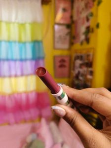 Lakme Hya Glam Click Lipstick