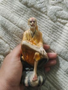 Sai Baba Statue