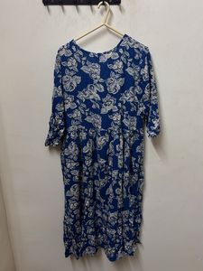 Beautiful Blue Floral Embroidered Kurta