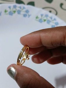 Golden floral ring✨️💫🌷