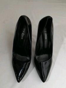 Black Casual Heels (Women's)