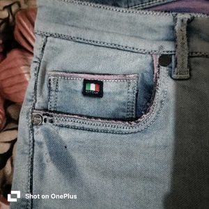Light Wash Denim Jeans