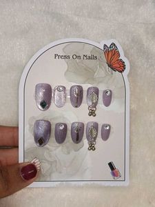 Cateye hand made navratri press on nails 💜