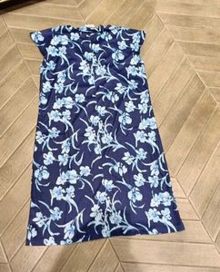 Navy Floral Print V-Neck Dress