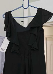 Chic Black Ruffle Dress