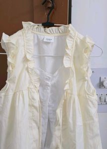 Cute Ruffled Yellow Top